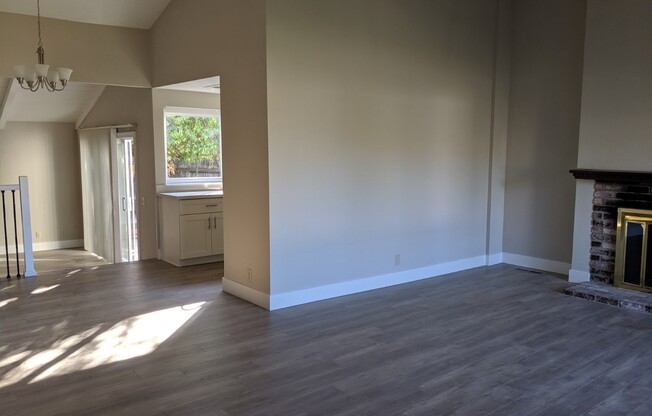 Remodeled 4 Bed 2 Bath Beauty in Vintage Hills