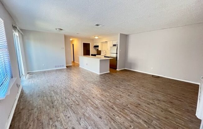 8926 - 8928 Greenmound Ave Duplex