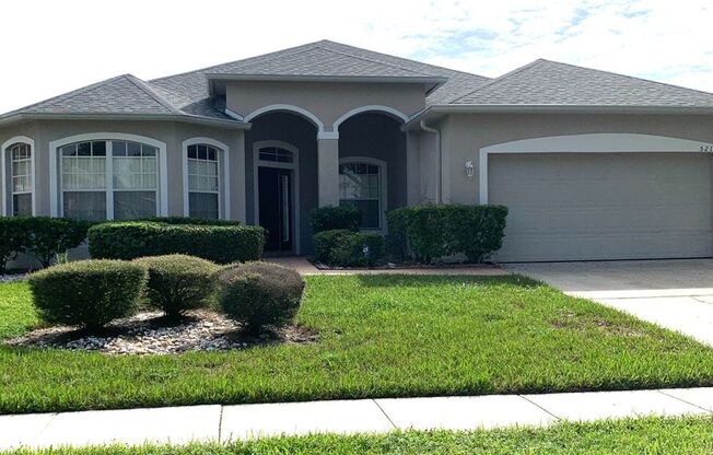Beautiful 4 bed 3 bath plus Office and Private pool in Beautiful Gated Community