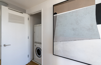 2 beds, 2 baths, $10,000, Unit 29B