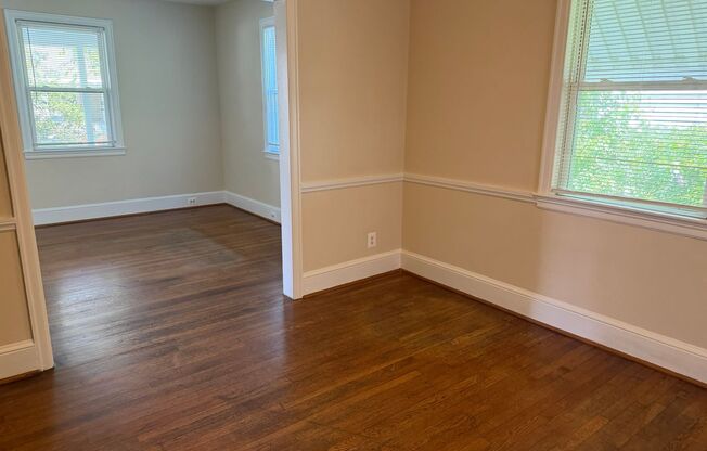 Spacious home close to METRO, Uof MD, etc.