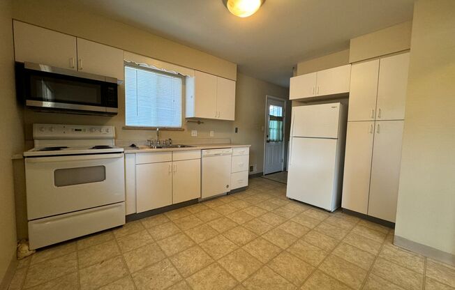 Cozy 2 Bedroom Duplex in Central Fort Collins