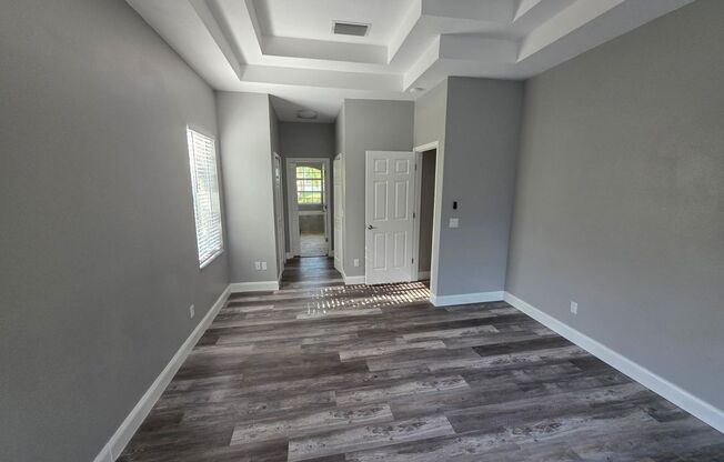 Newly remodeled 3146sf with 4 bedroom and 3 bath