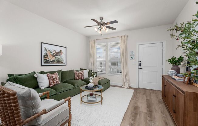 2 beds, 1 bath, 868 sqft, $1,950, Unit 1304