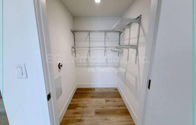 1 bed, 1 bath, 607 sqft, $2,350, Unit 602