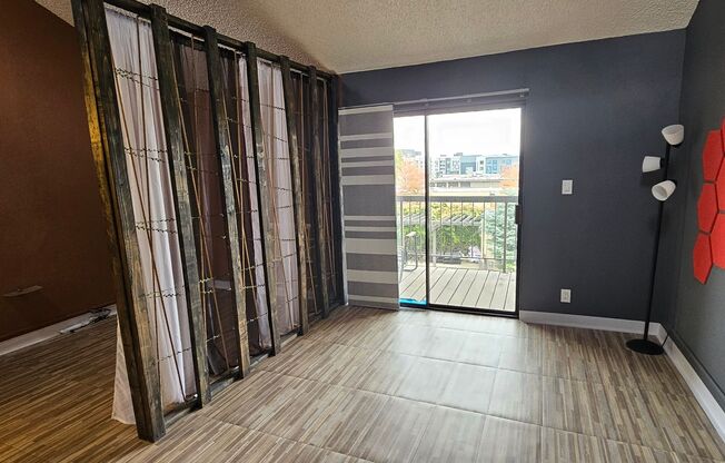 Studio, 1 bath, $900, Unit # 319