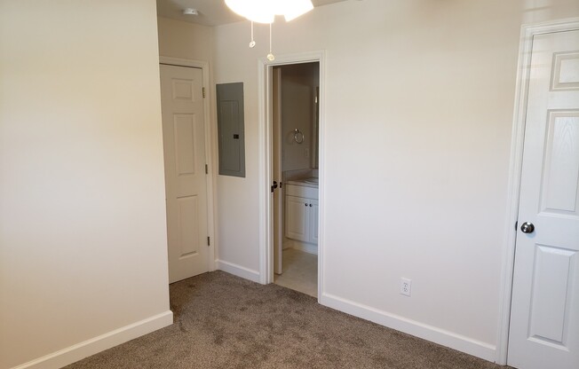 2 beds, 2 baths, $1,250