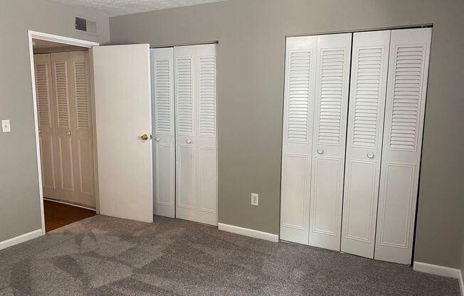 1 bed, 1 bath, 675 sqft, $925, Unit 2124CHE-303