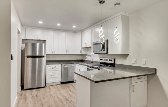 172 W CLINTON AVE