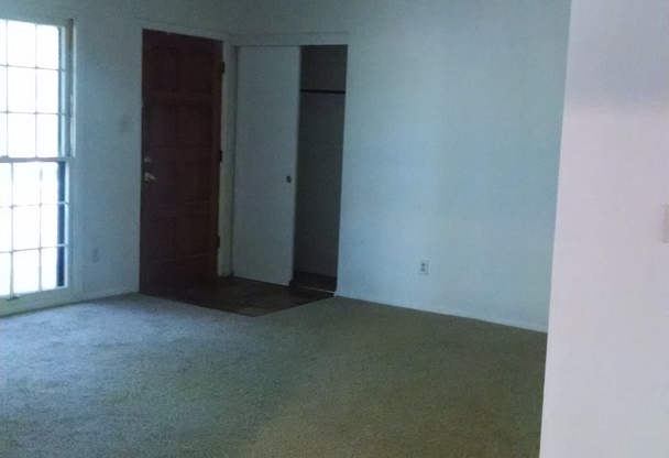 NICELY RESTORED 3 BEDROOM HOME IN CONLEY!