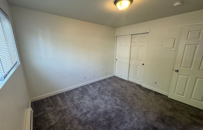 2 beds, 1 bath, $1,895, Unit 1