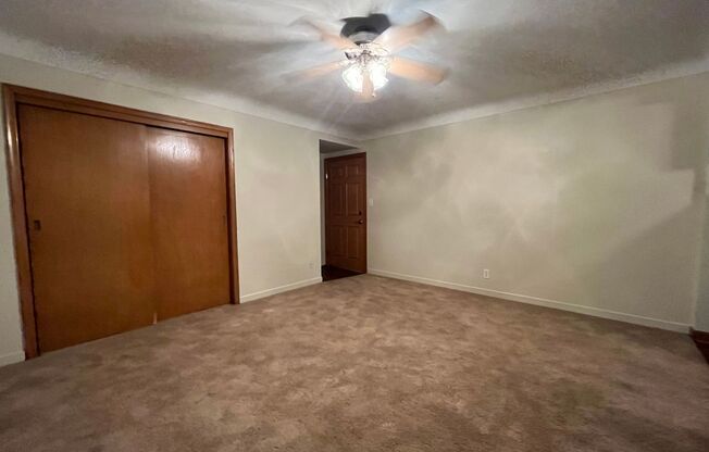 Studio, 1 bath, 325 sqft, $840