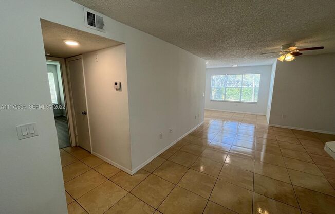 Spacious 2-bed, 2-bath apartment - Ponte Verde at Palm Beach Lakes