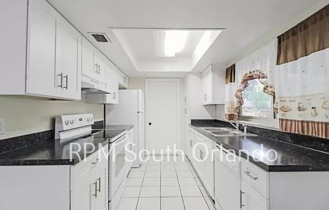 4 BED / 2 BATH - IN  LAKE SPARLING HEIGHTS