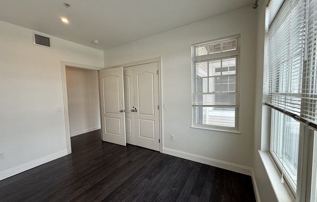 2 beds, 2 baths, 998 sqft, $2,650, Unit 131