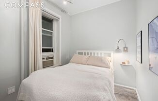 1 bed, 1 bath, $4,200, Unit 2D