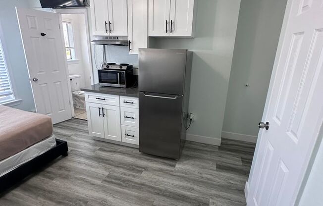 Studio, 1 bath, 175 sqft, $1,145.83, Unit 37