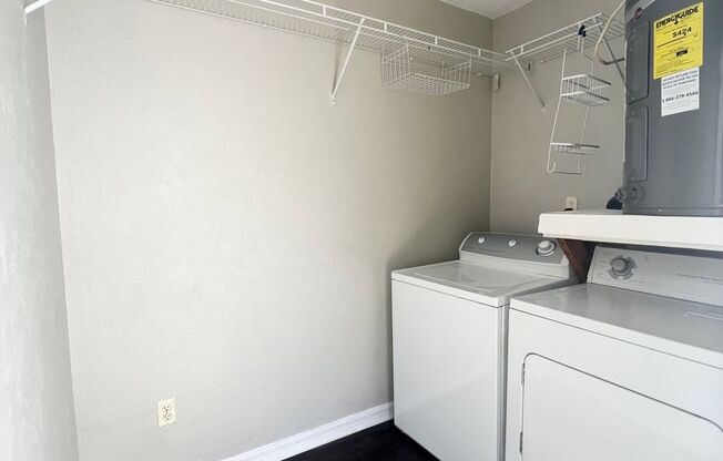 1 bed, 1.5 baths, $1,100