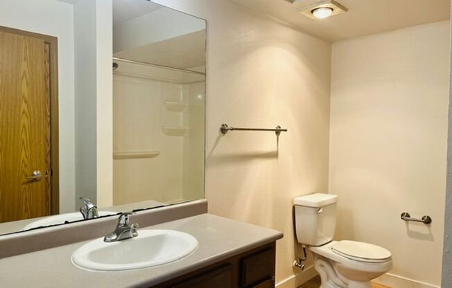1 bed, 1 bath, 622 sqft, $1,450, Unit 4370 Tull Road - Unit 203