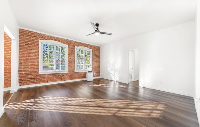 Studio, 1 bath, 540 sqft, $2,000, Unit 409