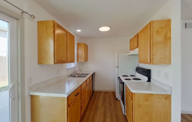 2 beds, 1 bath, $845