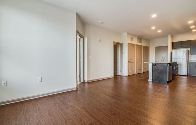 1 bed, 1 bath, 588 sqft, $1,520, Unit 303