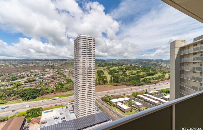 $2,350 / 1br - 552ft2 - Modern Comfort & Convenience 1BR/1BA/1PKG unit in Lele Pono Condo (Aiea)