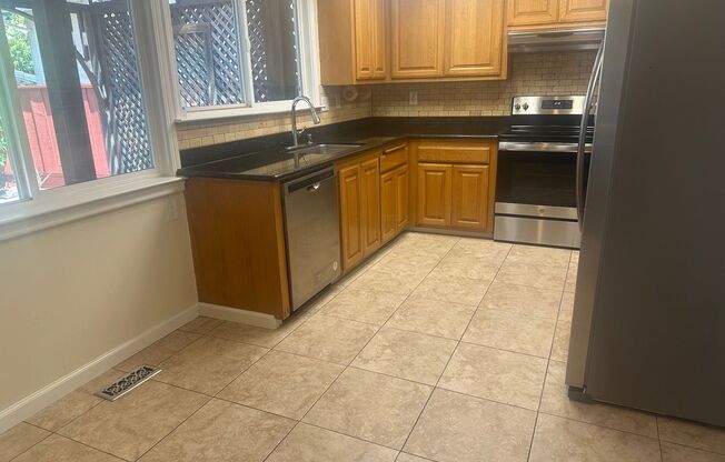 Beautiful Single Story Warms Springs Home