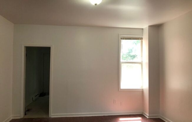 3 Bedroom 1 bathroom in Baltimore City