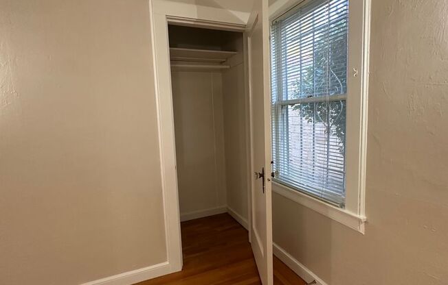 1 bed, 1 bath, $1,875, Unit 3935