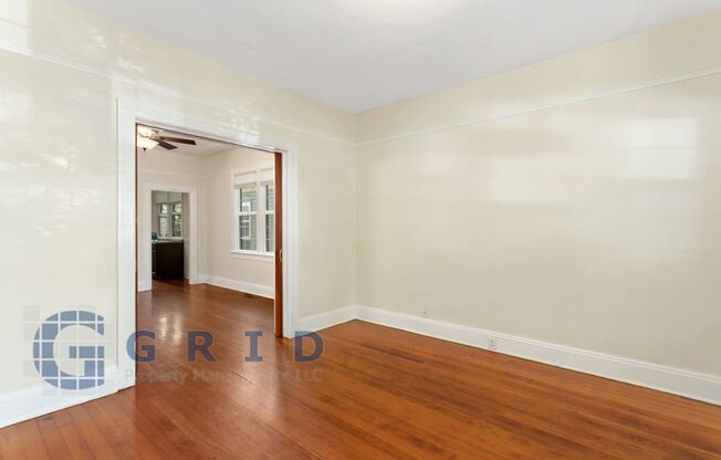 Gorgeous 2 Bedroom Victorian Home!