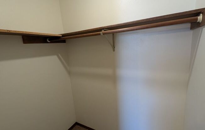 2 beds, 2 baths, 1,034 sqft, $1,229, Unit 1401 082