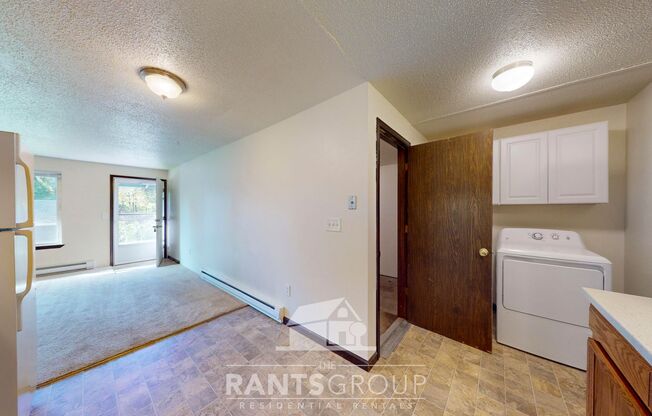 2 beds, 1 bath, 736 sqft, $1,625, Unit 1603