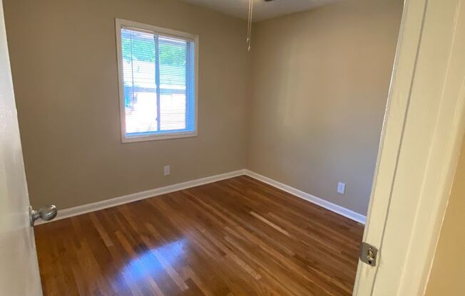 2 beds, 1 bath, 750 sqft, $1,745, Unit 798-08
