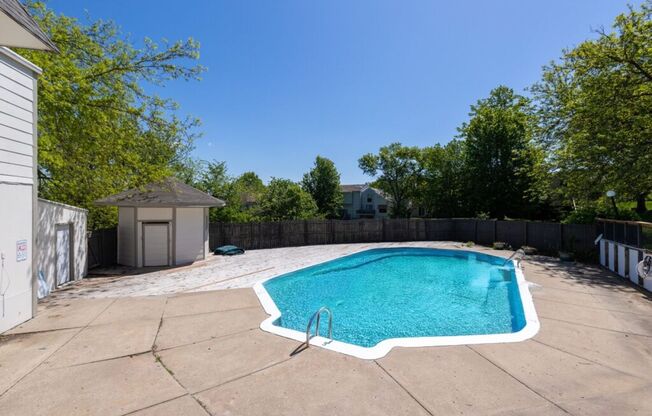 1 bed, 1 bath, 870 sqft, $945, Unit 7071 Unit #225