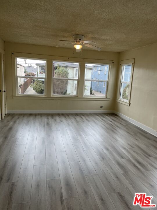 1275 1/2 QUEEN ANNE PL