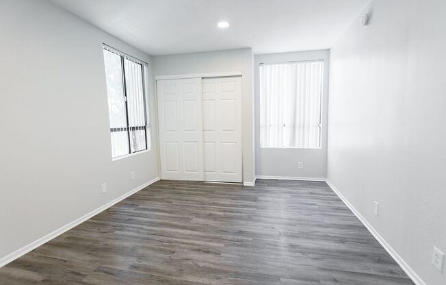 2 beds, 2 baths, 895 sqft, $1,998, Unit 108