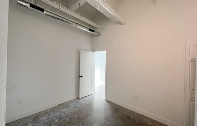 1 bed, 1 bath, 655 sqft, $1,625, Unit 321