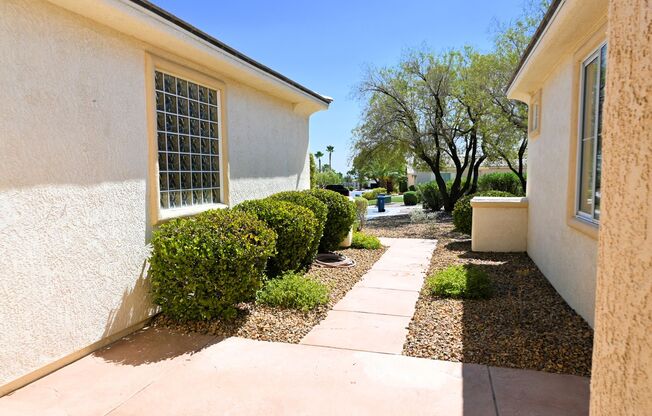 Siena Golf Course Home for Rent! Amazing 55+ Community!