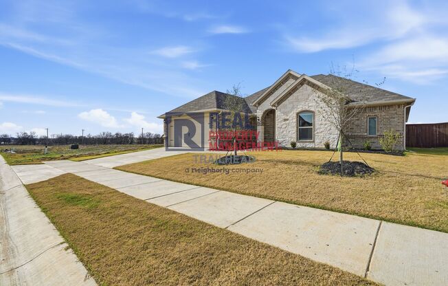 Thoughtfully Designed 4 Bed Home with Elevated Interiors and Lake Views