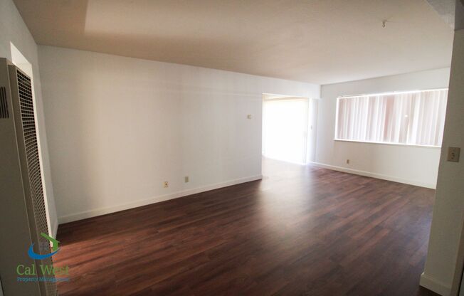 2 beds, 1 bath, $2,495, Unit 4