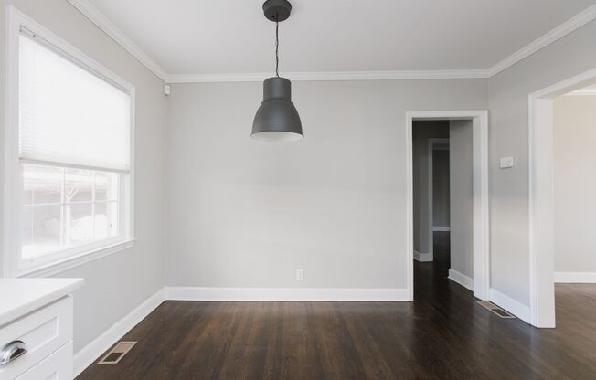 Chic Buckhead Condo with Courtyard Views & Walkable Lifestyle