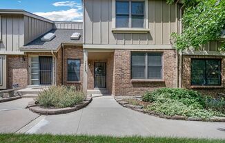 Willow Creek 4 bedroom townhome