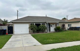 2 bed/1 bath Home - Ready to Rent! - Fenced back yard, Gardner included!