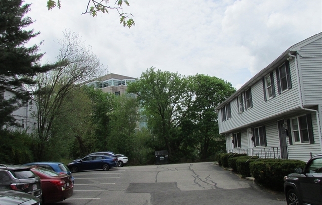 25 GREYSTONE