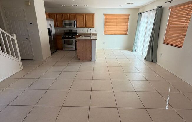 3 beds, 2.5 baths, $1,900