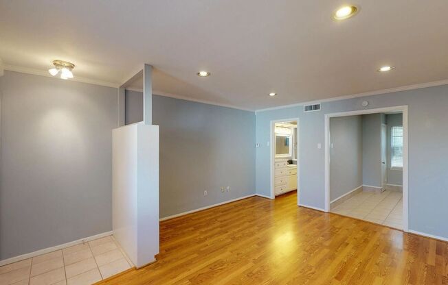 1 bed, 1 bath, 500 sqft, $999, Unit 222