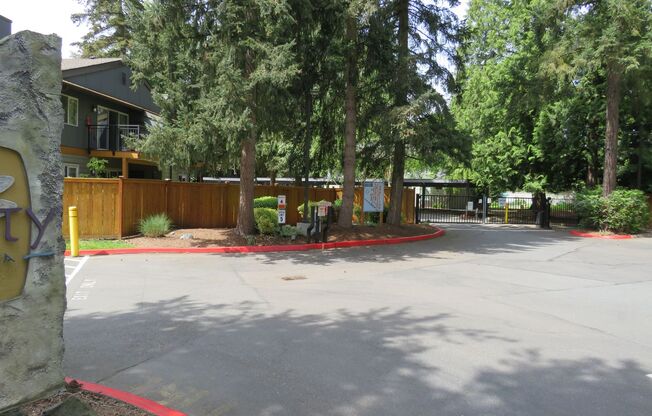 Bothell/Juanita Charming 1Bed/1Ba Condo in Gated Community $1895.00
