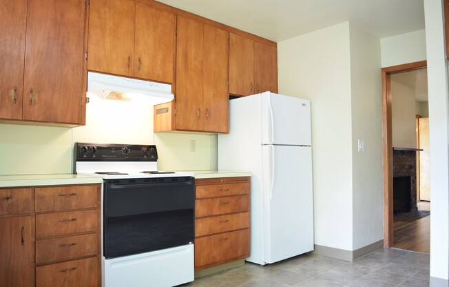 2 beds, 1 bath, 762 sqft, $1,695, Unit 2970