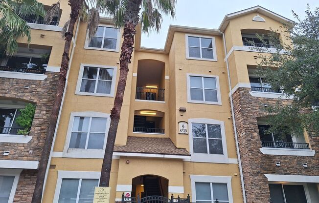 8539 GATE Parkway W 9315